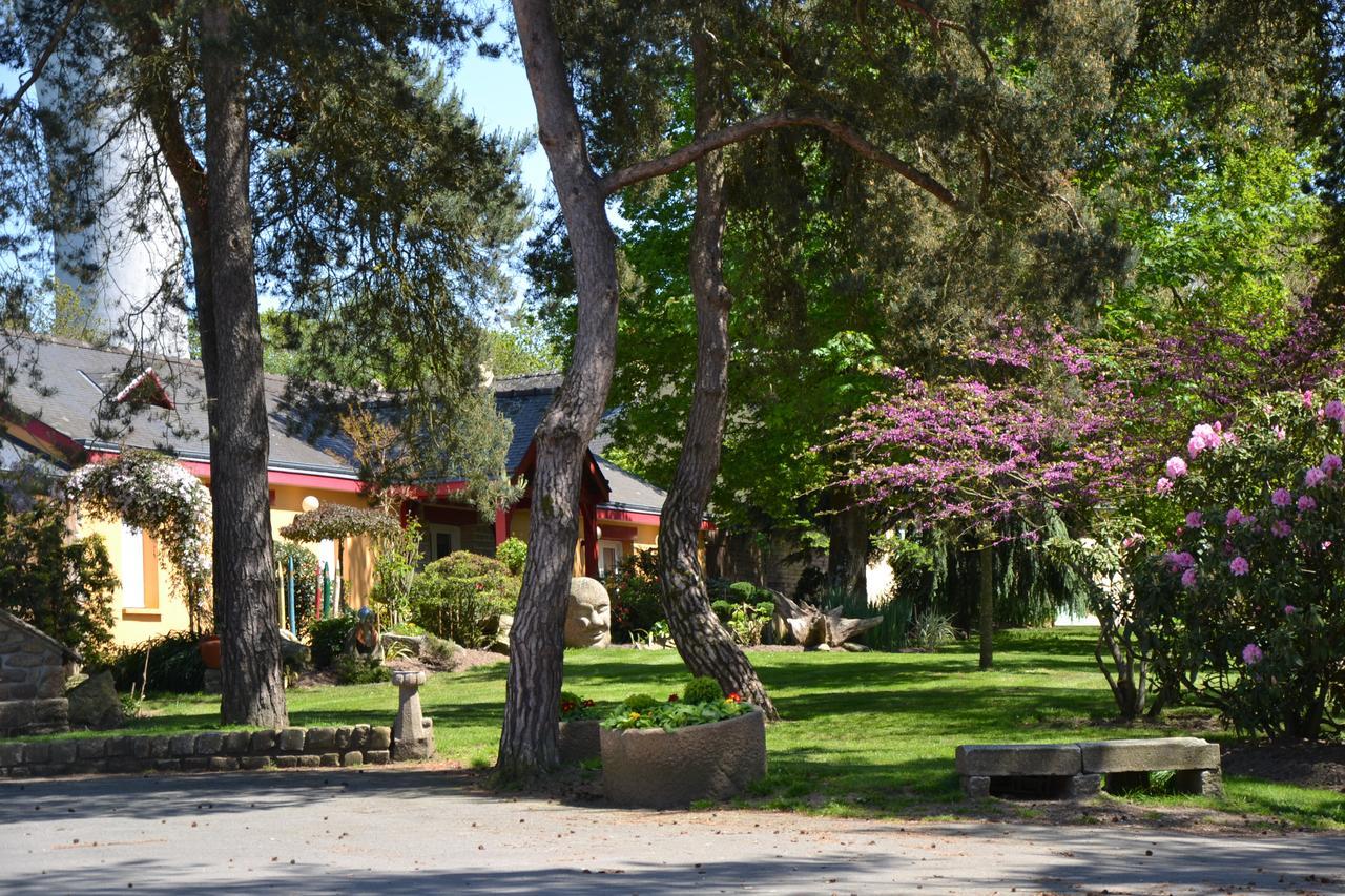 Hotel Roc Land Les Portes du Coglais المظهر الخارجي الصورة